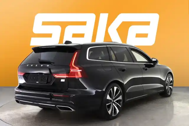 Musta Farmari, Volvo V60 – SAK-90130