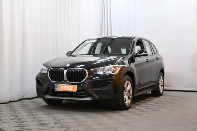Musta Maastoauto, BMW X1 – SAK-90246