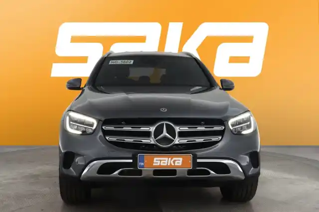 Harmaa Maastoauto, Mercedes-Benz GLC – SAK-98976