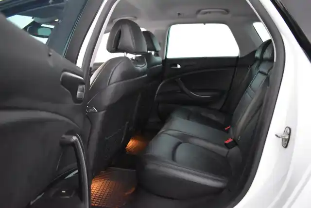 Valkoinen Farmari, Citroen C5 – SCZ-252