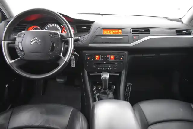 Valkoinen Farmari, Citroen C5 – SCZ-252