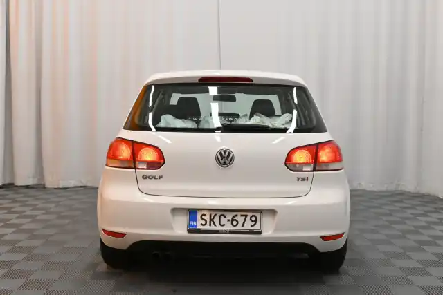 Valkoinen Viistoperä, Volkswagen Golf – SKC-679