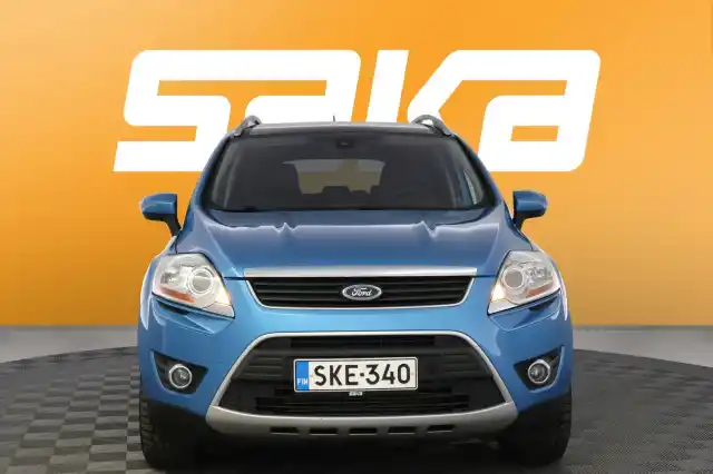 Sininen Maastoauto, Ford Kuga – SKE-340