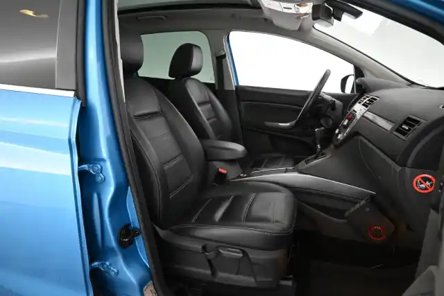 Sininen Maastoauto, Ford Kuga – SKE-340