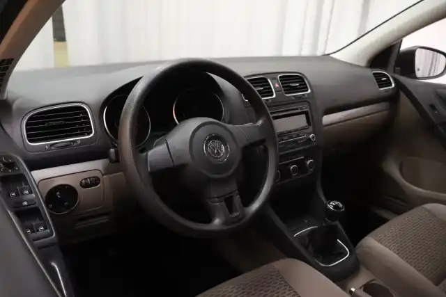 Hopea Viistoperä, Volkswagen Golf – SKE-505