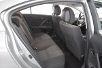 Harmaa Sedan, Toyota Avensis – SKJ-248, kuva 10