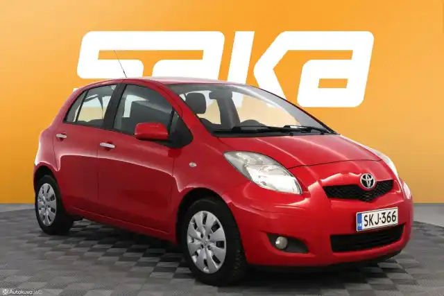 Punainen Viistoperä, Toyota Yaris – SKJ-366