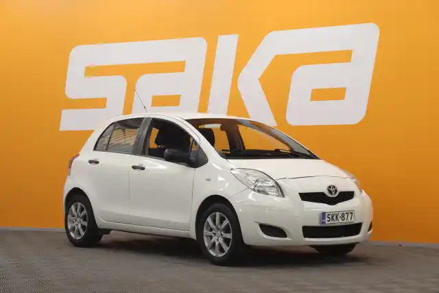 Valkoinen Viistoperä, Toyota Yaris – SKK-877