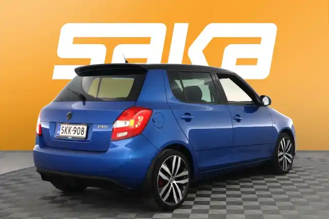 Sininen Viistoperä, Skoda Fabia – SKK-908