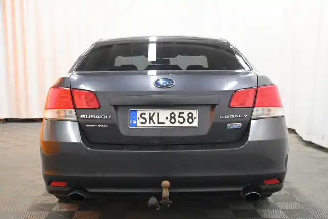 Harmaa Sedan, Subaru Legacy – SKL-858