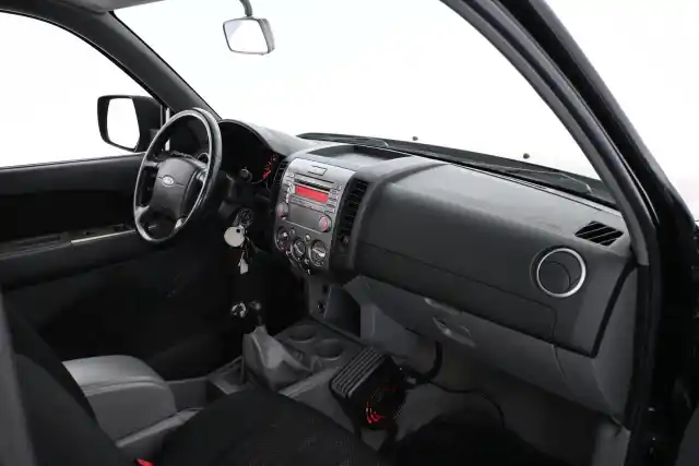 Musta Avolava, Ford Ranger – SKM-583