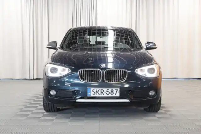 Sininen Viistoperä, BMW 116 – SKR-587