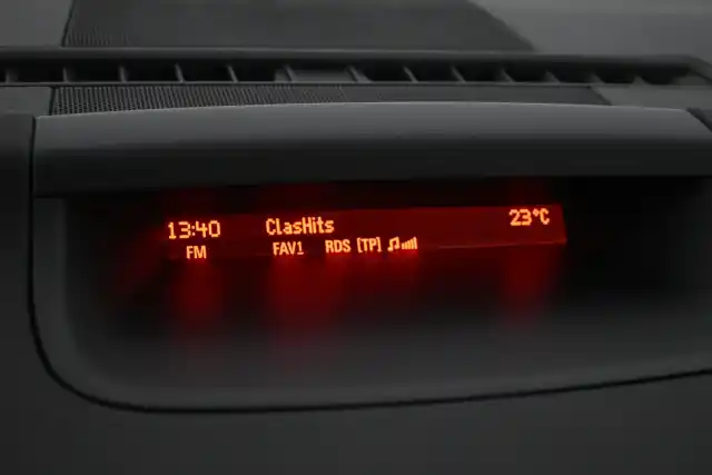 Oranssi Tila-auto, Opel Meriva – SKR-869
