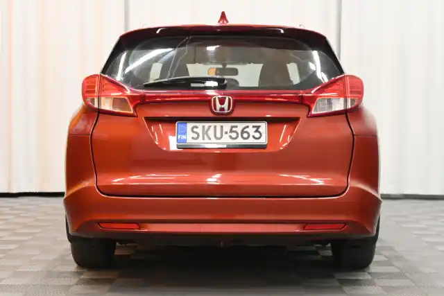 Punainen Farmari, Honda Civic – SKU-563