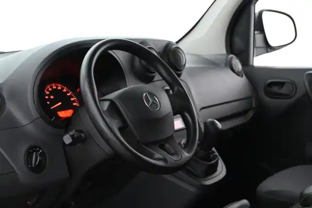 Harmaa Tila-auto, Mercedes-Benz Citan – SLA-884