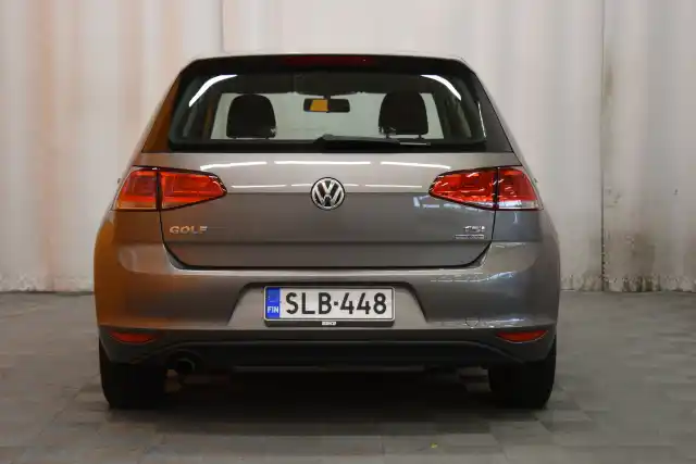 Harmaa Viistoperä, Volkswagen Golf – SLB-448