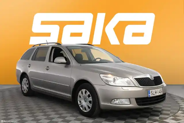 Ruskea (beige) Farmari, Skoda Octavia – SLH-145