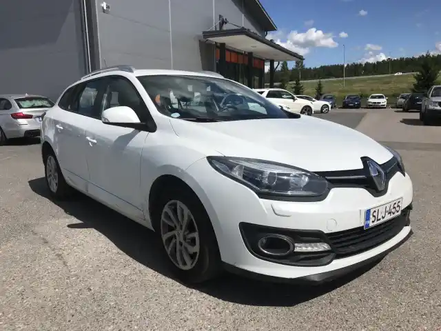 Valkoinen Farmari, Renault Megane – SLJ-455