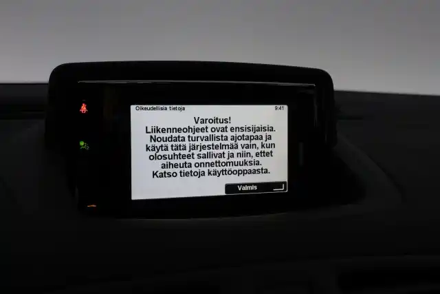 Sininen Viistoperä, Renault Megane – SLJ-504