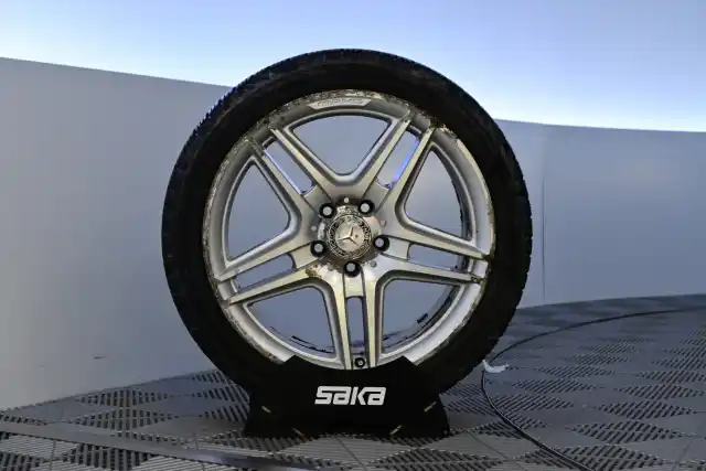 Valkoinen Farmari, Mercedes-Benz C – SLJ-745
