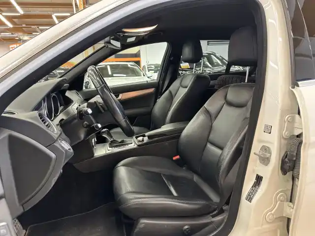 Valkoinen Farmari, Mercedes-Benz C – SLJ-745