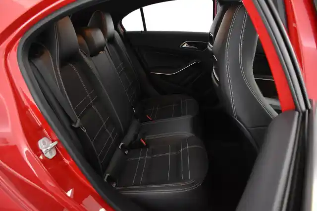 Punainen Farmari, Mercedes-Benz A – SLL-784
