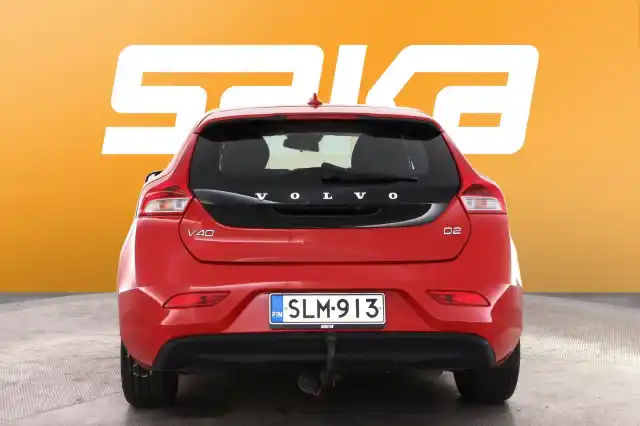 Punainen Viistoperä, Volvo V40 – SLM-913