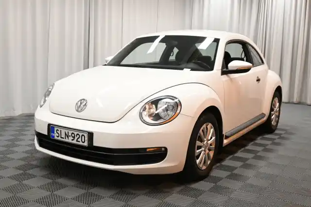 Valkoinen Viistoperä, Volkswagen Beetle – SLN-920