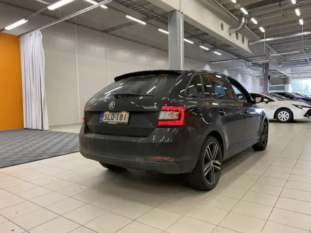 Musta Viistoperä, Skoda Rapid – SLO-181