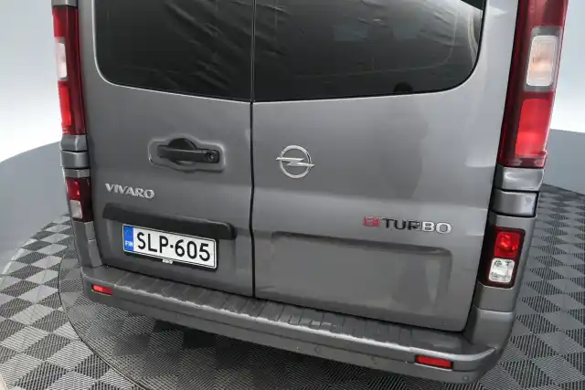 Harmaa Pakettiauto, Opel Vivaro – SLP-605