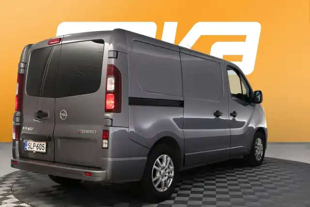 Harmaa Pakettiauto, Opel Vivaro – SLP-605