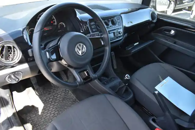 Musta Viistoperä, Volkswagen up! – SLP-846