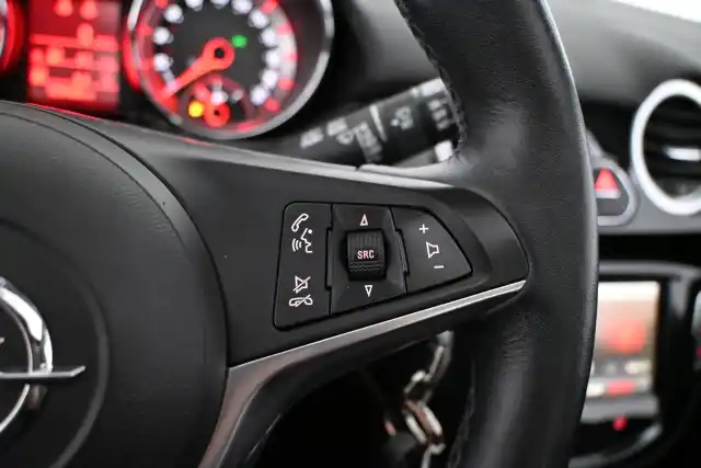 Valkoinen Viistoperä, Opel Adam – SLR-252