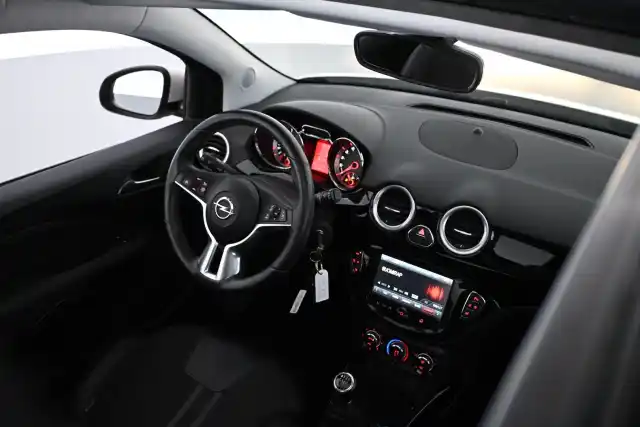 Valkoinen Viistoperä, Opel Adam – SLR-252