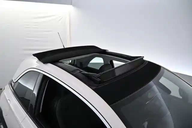 Valkoinen Viistoperä, Opel Adam – SLR-252