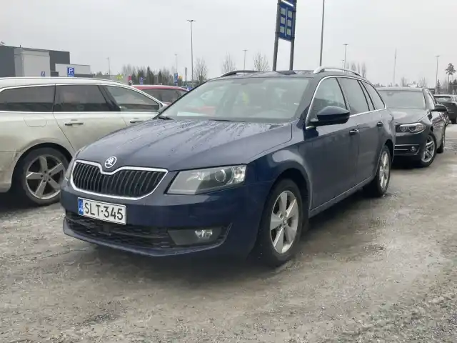 Sininen Farmari, Skoda Octavia – SLT-345