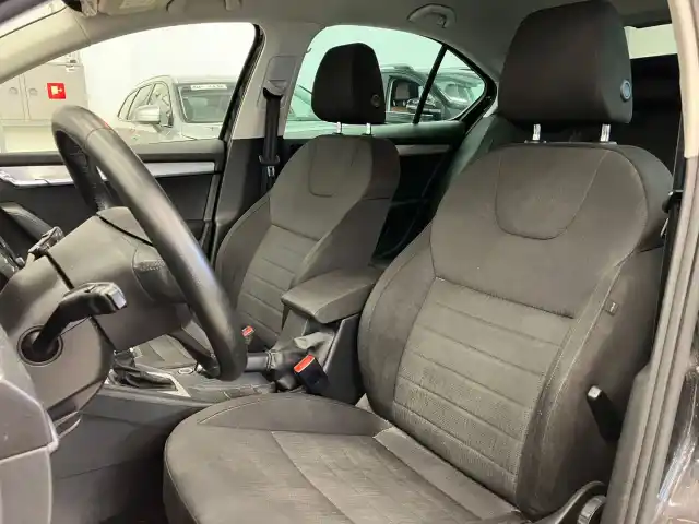 Musta Monikäyttö, Skoda Octavia – SLT-385