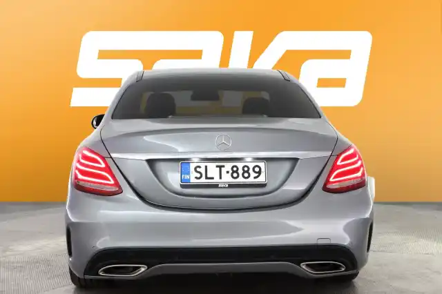 Harmaa Sedan, Mercedes-Benz C – SLT-889