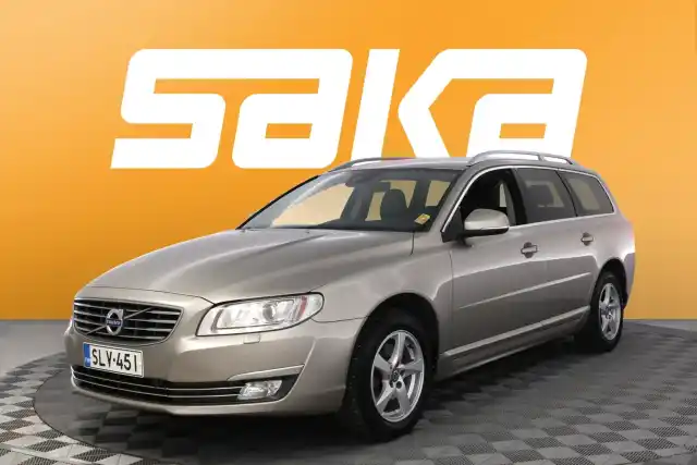 Beige Farmari, Volvo V70 – SLV-451