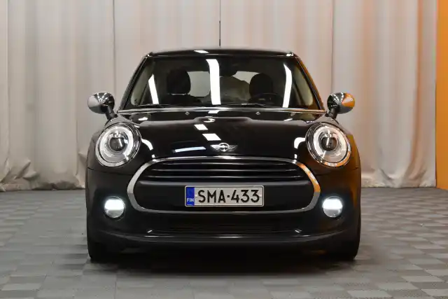 Musta Viistoperä, MINI Hatchback – SMA-433