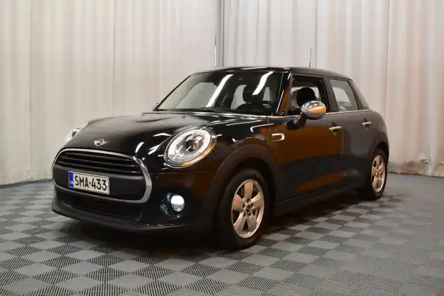 Musta Viistoperä, MINI Hatchback – SMA-433