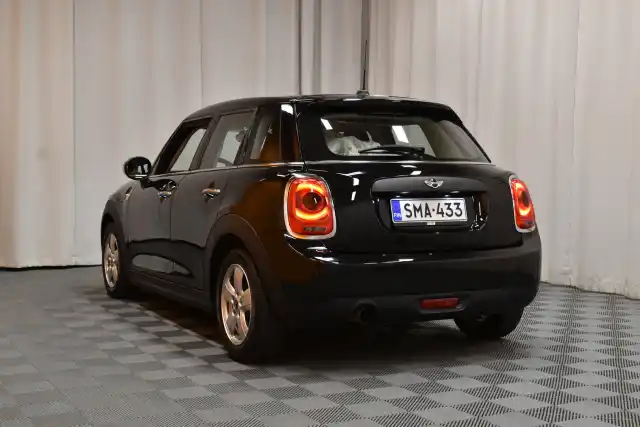 Musta Viistoperä, MINI Hatchback – SMA-433