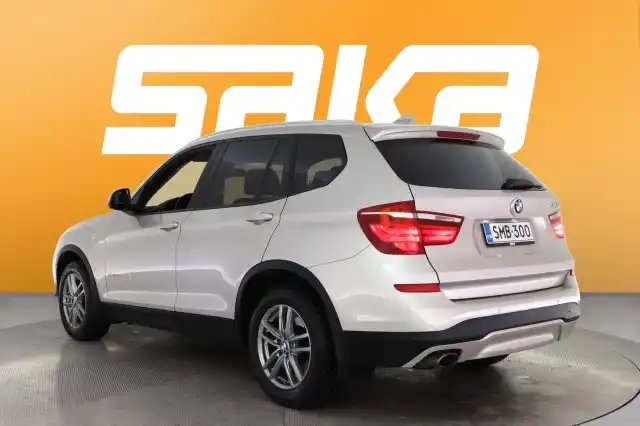 Harmaa Maastoauto, BMW X3 – SMB-300