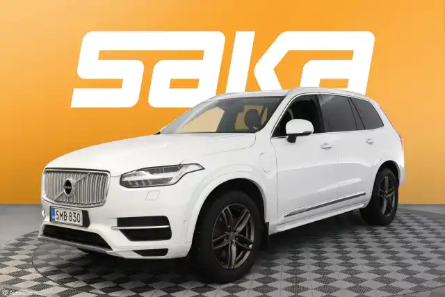 Valkoinen Maastoauto, Volvo XC90 – SMB-830