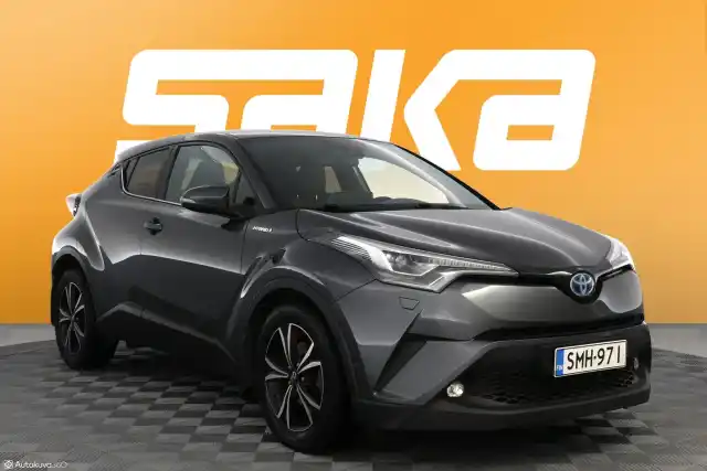 Harmaa Maastoauto, Toyota C-HR – SMH-971