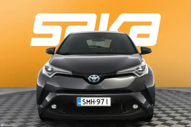 Harmaa Maastoauto, Toyota C-HR – SMH-971