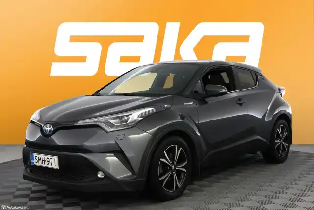 Harmaa Maastoauto, Toyota C-HR – SMH-971