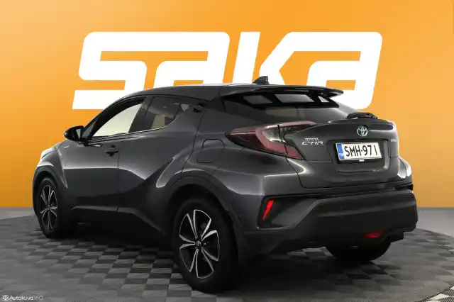 Harmaa Maastoauto, Toyota C-HR – SMH-971