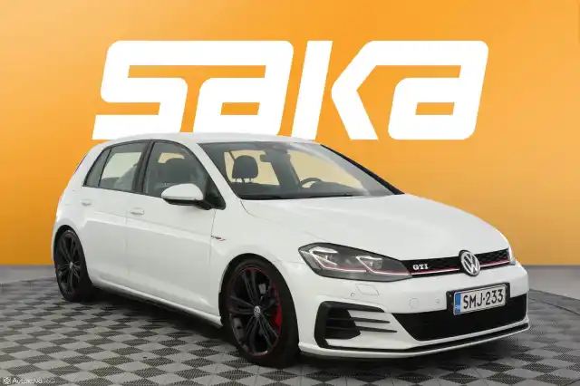 Valkoinen Viistoperä, Volkswagen Golf – SMJ-233