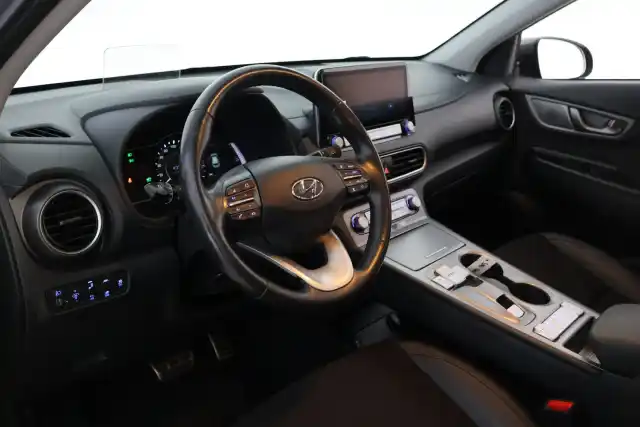 Harmaa Maastoauto, Hyundai KONA – SMJ-310